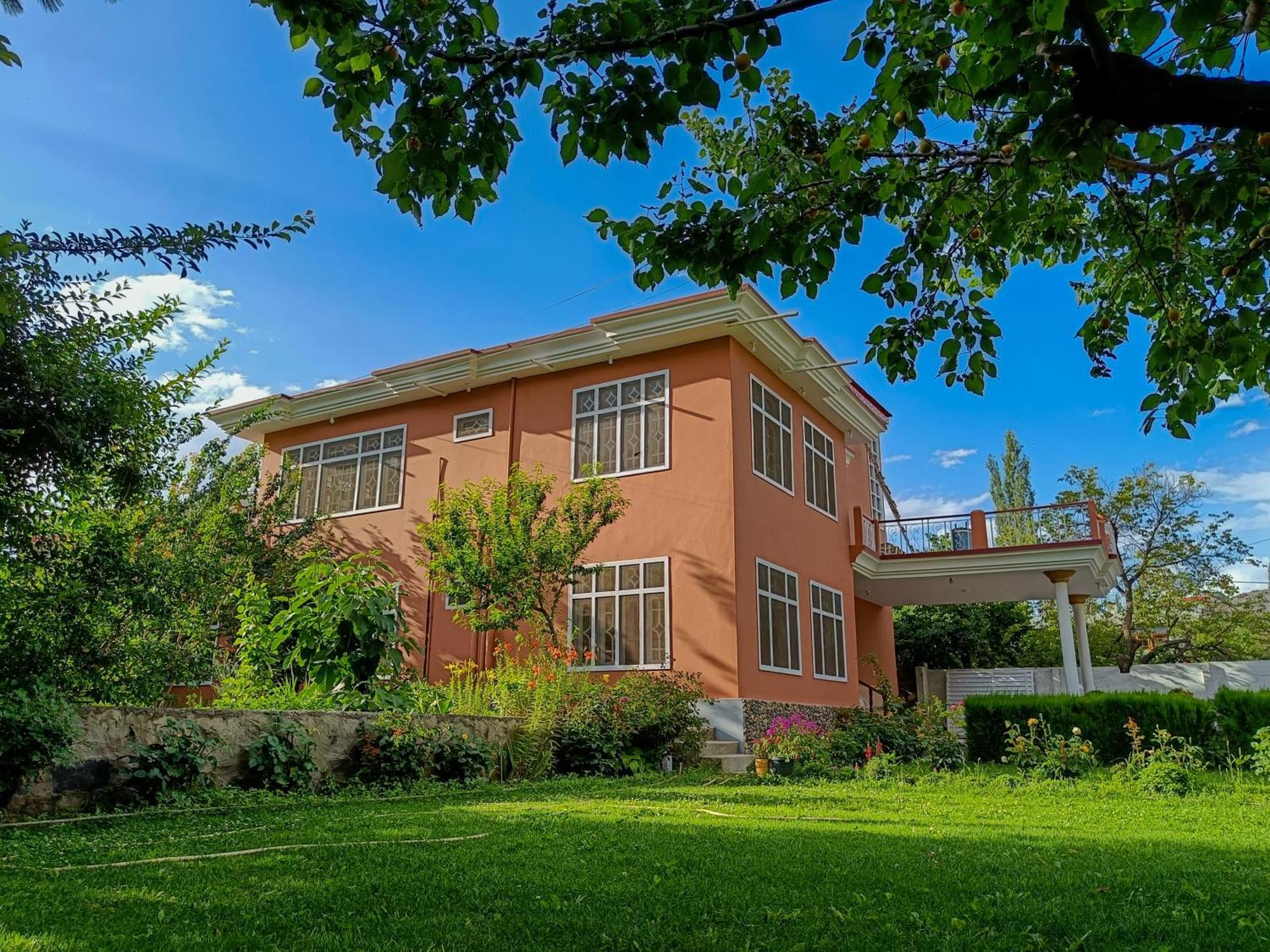 Taaj Residence Skardu Zewnętrze zdjęcie